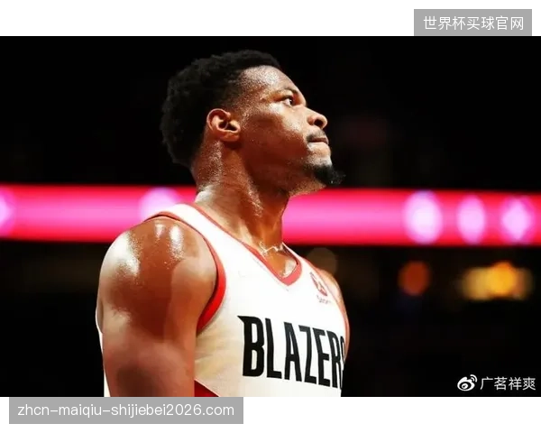 B席在俱乐部的高强度消耗后，马丁内斯需在小组赛阶段对其进行轮换，以保证其在淘汰赛的体能。